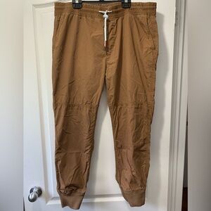 Tommy Jeans Men’s XL Tan 100% Cotton Cuffed Flat Front Pants